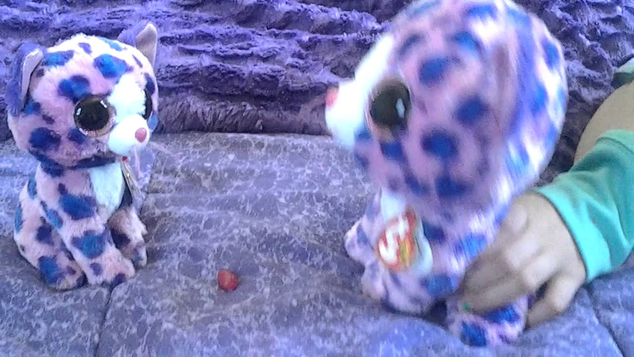 Jelly bean drama with reagan and her little sister - YouTube