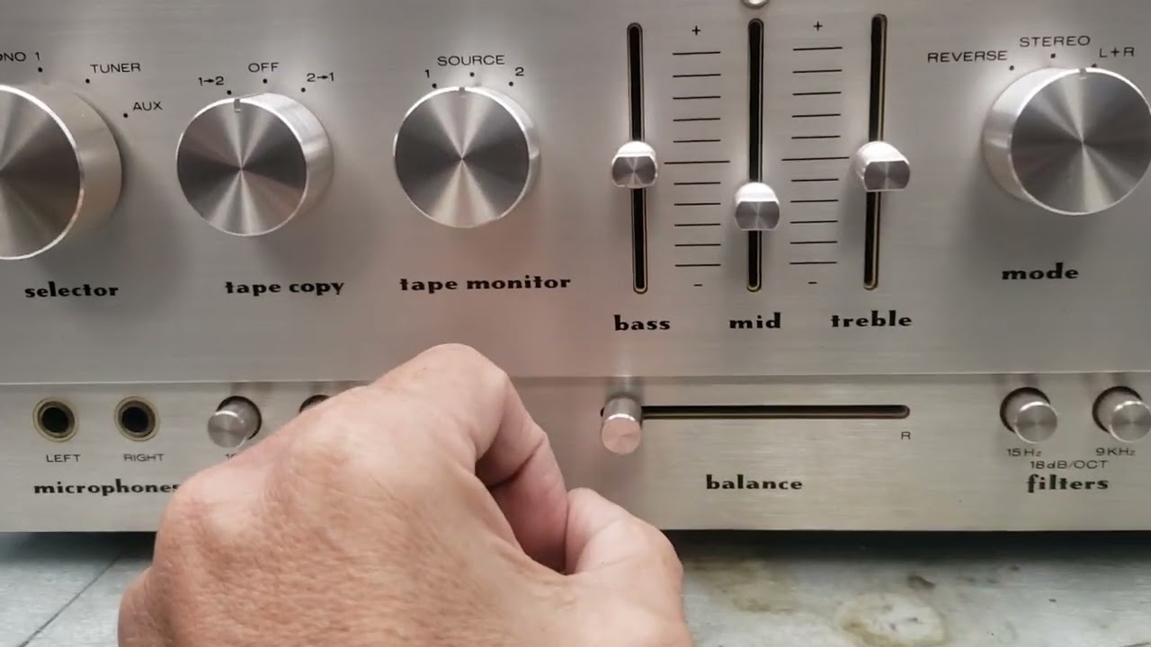 Marantz 3250 Repair | Adam Electronics 7818 - YouTube