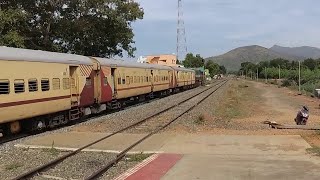 06701 Madurai Bodinayakannur Express Special (UnReserved) arrives