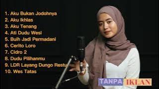 Tanpa Iklan. Kompilasi Lagu Terbaik Woro Widowati