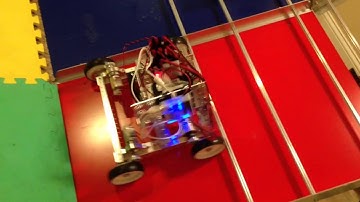 FTC Res-Q robot mountain climbing