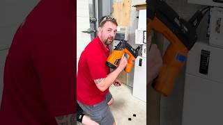 This Electrical Tool Never Gets Old!
This Electrical Tool Never Gets Old!
Its been a while since the Spit Pulsa 27E came out... and Rick couldnt wait to get his hands on it again.
Powered by a rechargeable lithium battery, the Pulsa 27E makes first fix electrical work faster, cleaner and far more satisfying. Some tools just never get old. Rick approves!
Win a Spit 27E 👉 https://hub.efixx.co.uk/WinWithSpit
#tools #toolsofthetrade #electricalwork #short This Electrical Tool Never Gets Old!