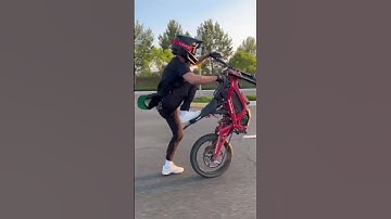 Electric bike things! 🏍️ #shorts #youtubeshorts #bike #electronic #surron @SurRonster