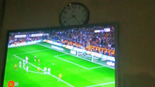 Gomis In Kaçırdı Penaltı Kahvede Taraftar Tepkisi