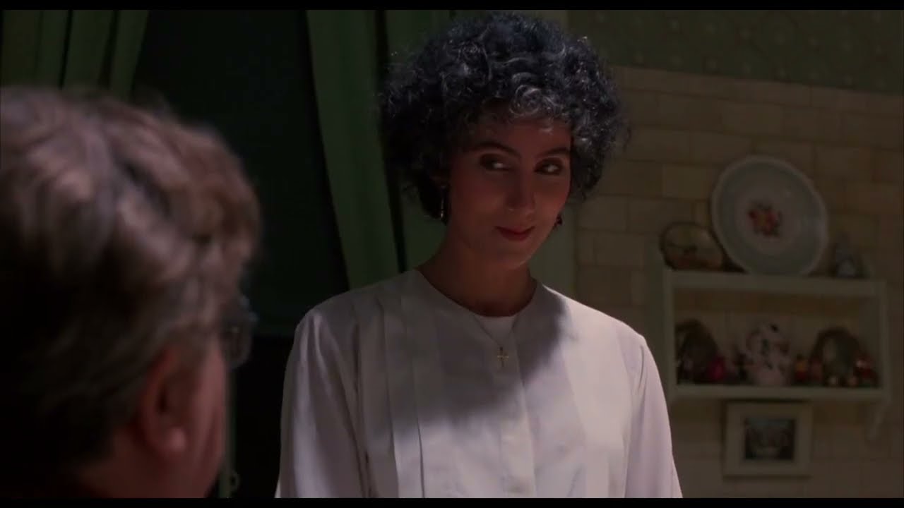 Moonstruck (1987) - I'm Getting Married