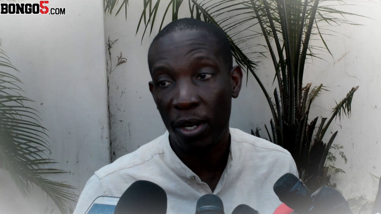 Ruge Mutahaba akiongea na waandishi kuhusu Paul Makonda kuivamia Clouds