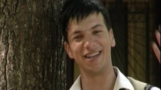 Alex de la Orastie si Aurelian - Cantam impreuna fratioare (VIDEOCLIP)