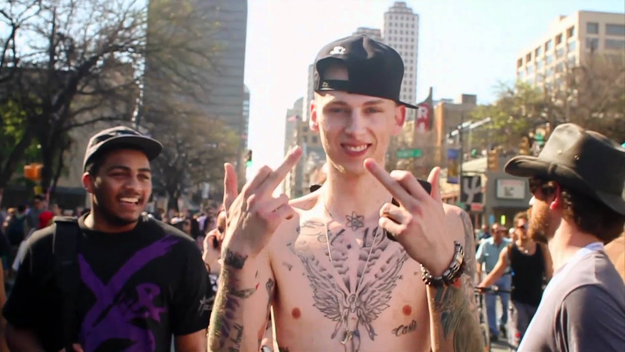 Machine gun kelly half naked and almost famous