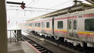 【白新線・信越本線】E653系1000番台U-103編成　　特急いなほ4号新潟行き&E129系　普通村上行き　@新潟到着