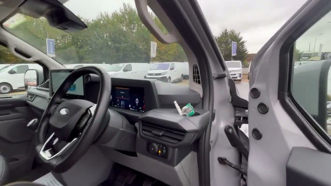 WN25 UGB - Ford Transit Custom