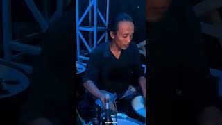 Titeni Lan Enteni  Riris Vita Alvia