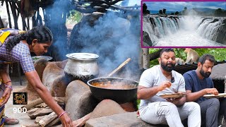 ഹൊഗ്ഗനക്കൽ മീൻ കുളമ്പ് | Hoganekkal Waterfalls + Fish Curry Meals + Oil Massage