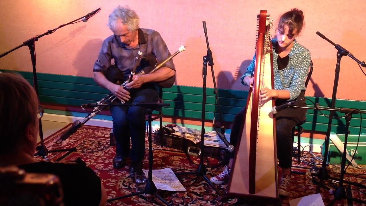 2 slip jigs composed by Marc Pollier: 