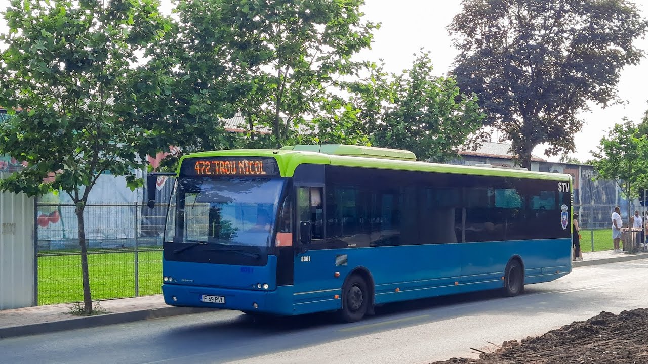 Autobuzul VDL Berkhoff Ambassador 8061 parasind statia 