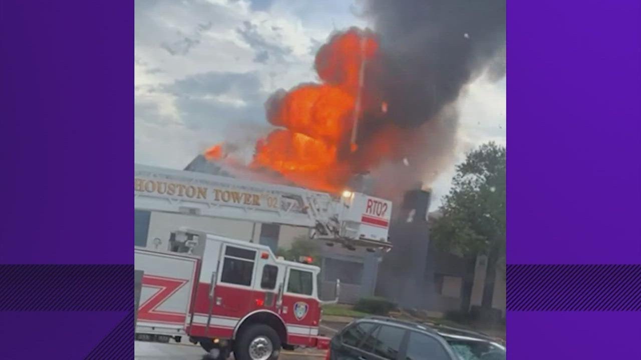 Two-alarm apartment fire burns at apartments in Westchase area
