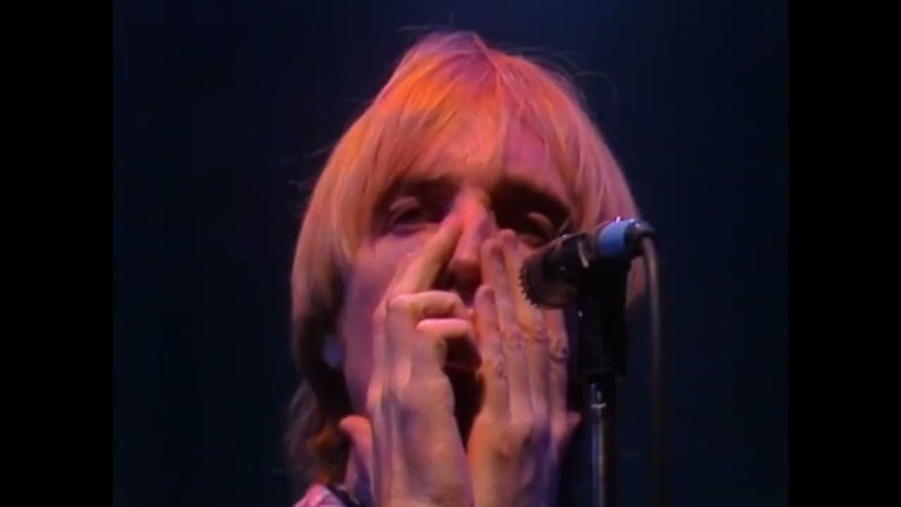 Tom Petty & The Heartbreakers Breakdown Hit The Road Jack (Live in