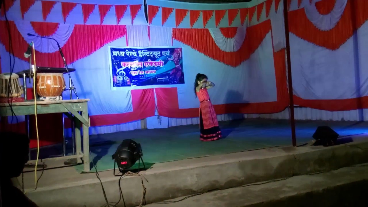Deepti chouhan dance  perframens amla