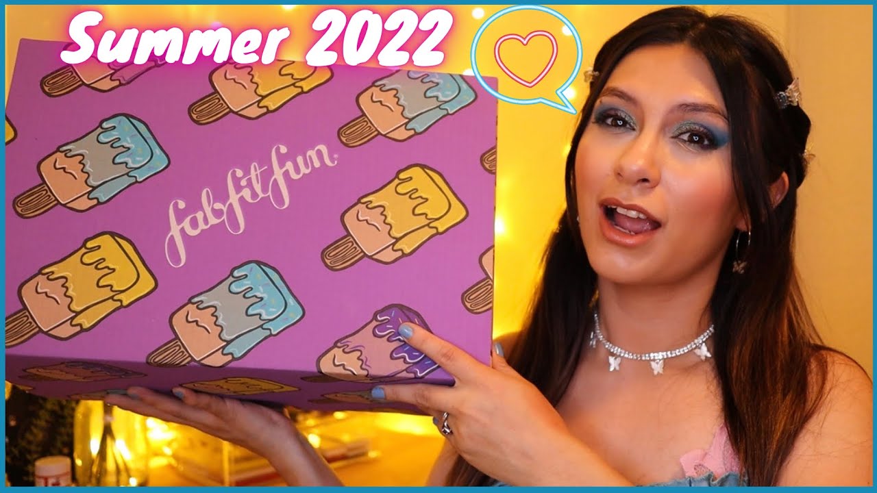 FABFITFUN SUMMER 2022 UNBOXING