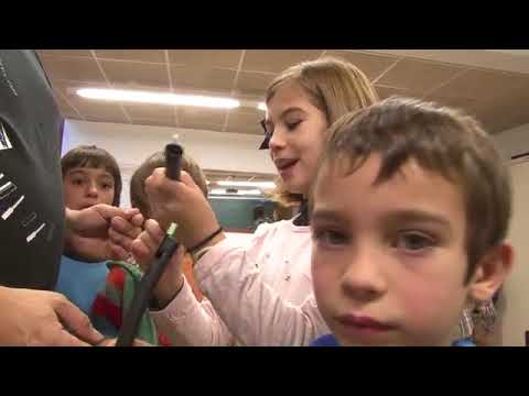 Solidaritat i música s'abracen per segon any al Conservatori de Reus - YouTube