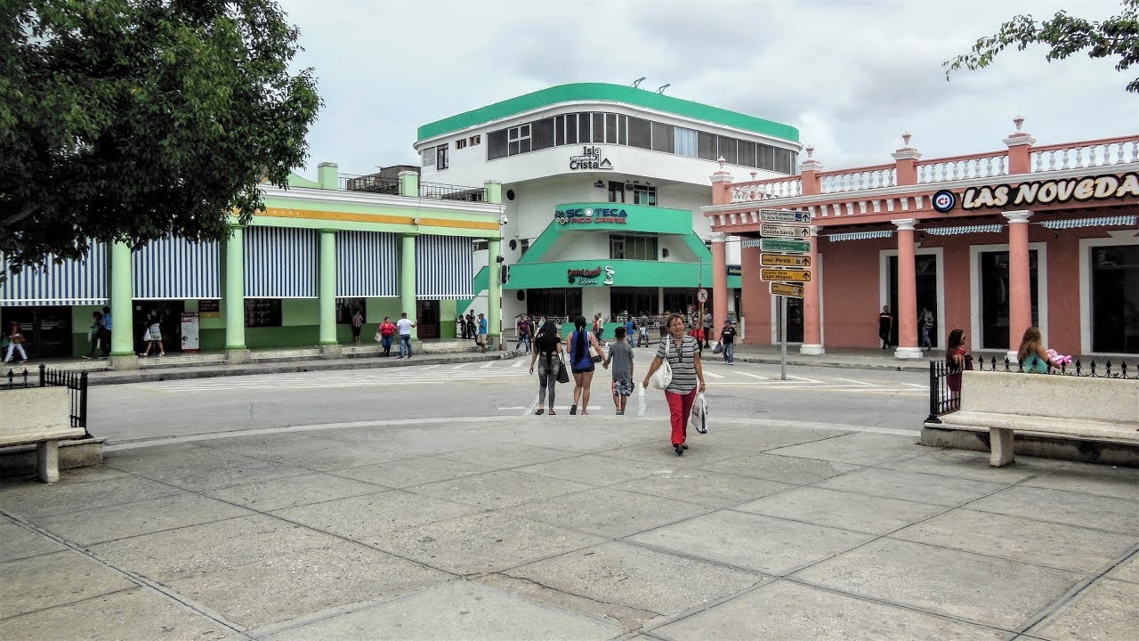 Holguin Cuba...Recorrido por el centro de la ciudad en Fotos 1..🇨🇺