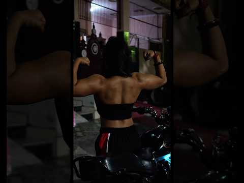 #trending #motivation #explorefitness #gymshorts #love #lifeisbutadream #viral #gym #viralshorts
