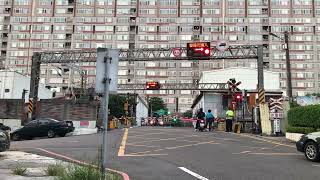 [1110722] 桃園市八德區高城路平交道2214次阿福號(由老蕭親自拍攝)