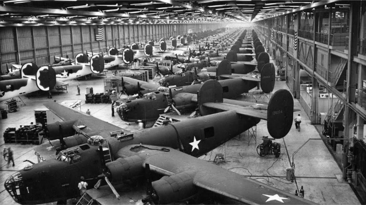Inside the Factory That Built a Bomber Every Hour – The Willow Run Miracle