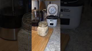 Perfect 👌🏾 everytime Rice Cooker Oatmeal #breakfast #oatmeal #youtubeshorts