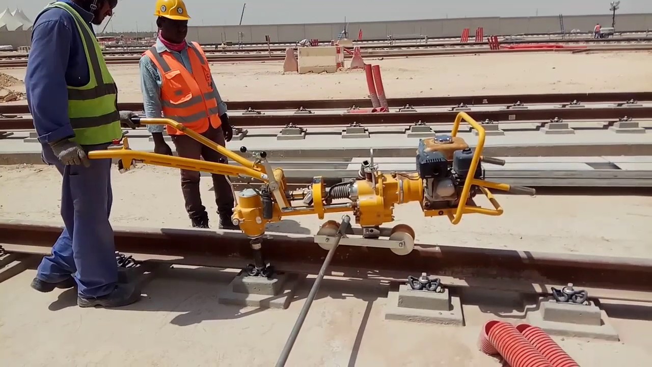 Bolt tightening machine , Robel machine using it in railway railroad