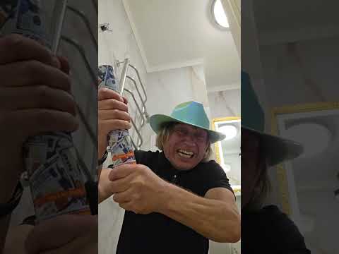 100й Коричневый змей Исторический Ура Ура Ура ✌️ Светлый Праздник ❤️🎸🕺⭐️