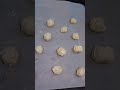Folgst du uns schon??Rezept: Für ca. 12-15 Bällchen-1 Ei-100 Gramm Käse (Gouda fettarm)-ca.50-70