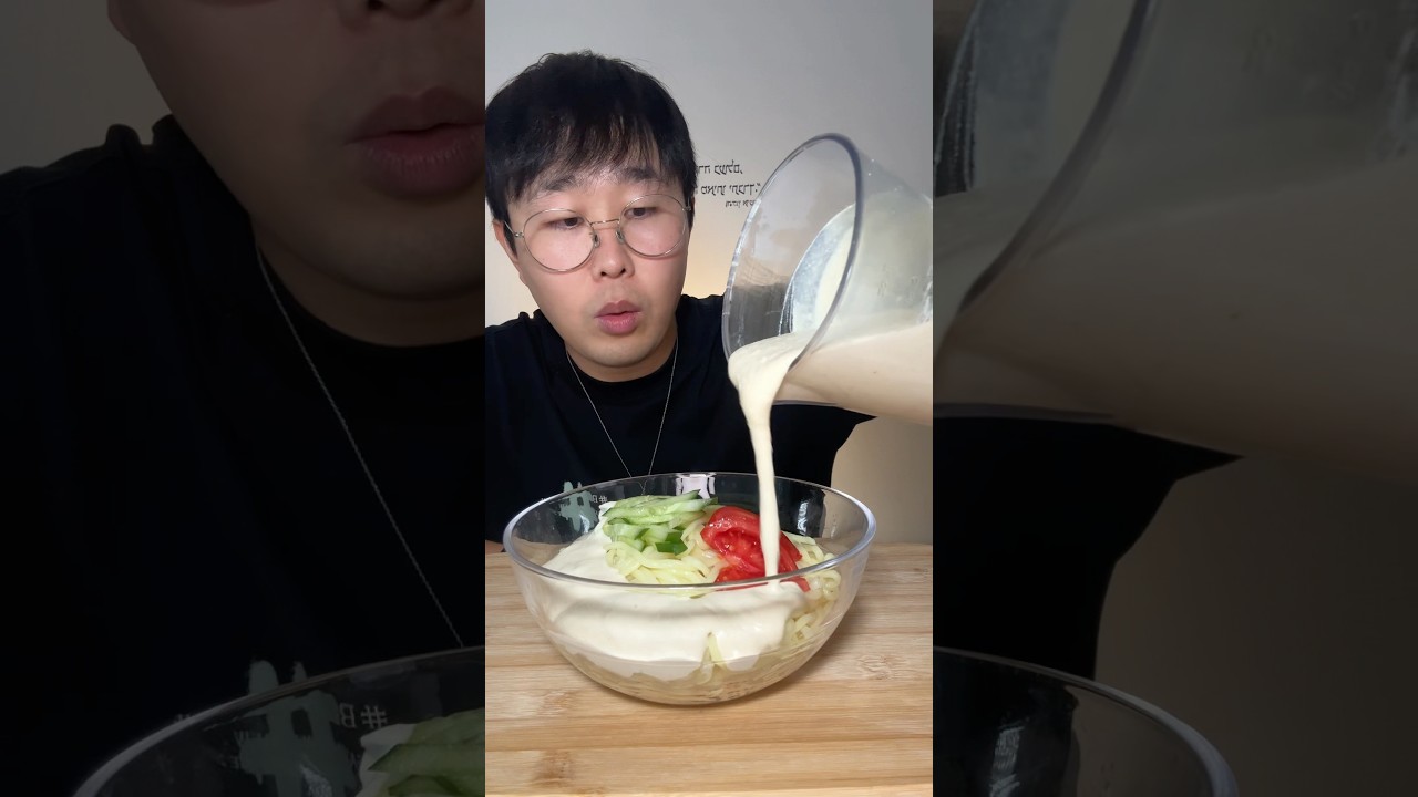 אטריות עם מרק טופו בסגנון קוריאני🇰🇷 המתכון המלא בתגובות