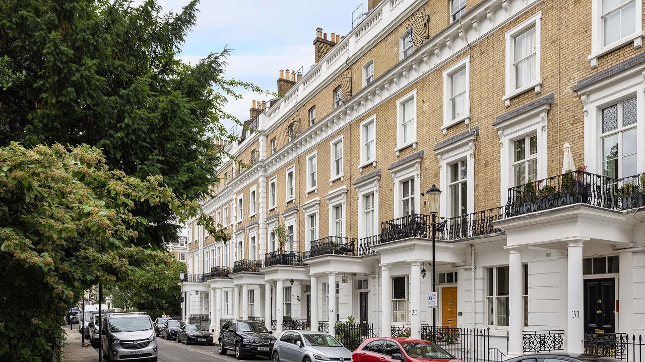 Экскурсия по квартире на площади Гарден-сквер в Южном Кенсингтоне стоимостью 1 600 000 фунтов сте...