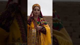 Turkmen Gelini  Tolary  Bezegleri