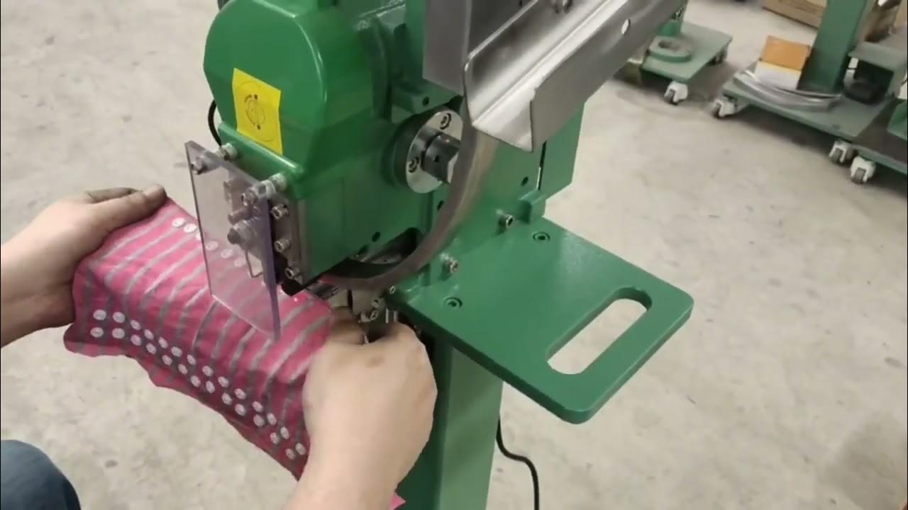 Fully Auto Plastic Snap Button Feeding & Fixing Machine YouTube