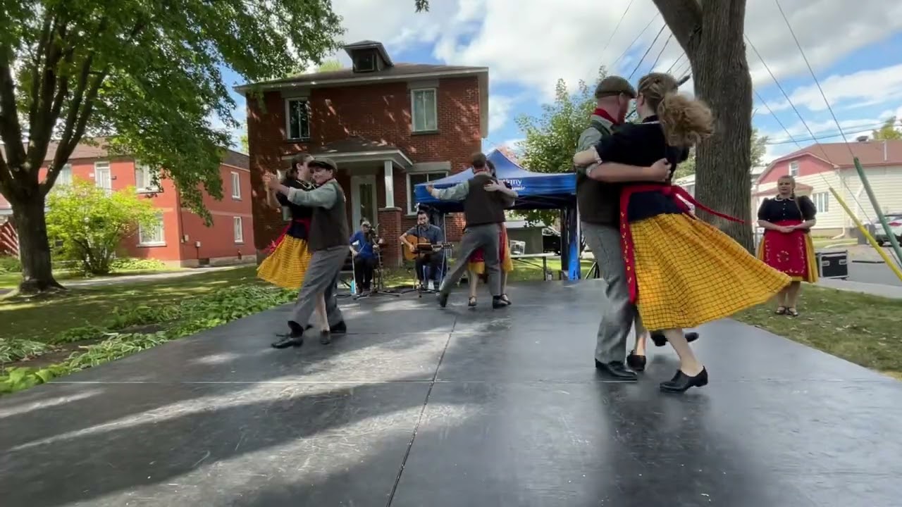 Tissés Serrés à la Fête du Petit Village de Repentigny - 14 Septembre 2025