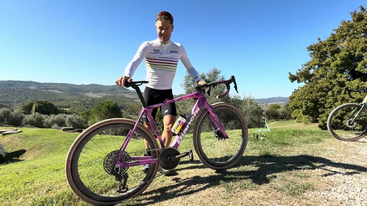 Bianchi Gravel 2026: New Impulso & Arcadex tested in Tuscany with Nico Roche 🇮🇹
