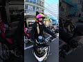 Estacionando a moto no centro da cidade #automobile