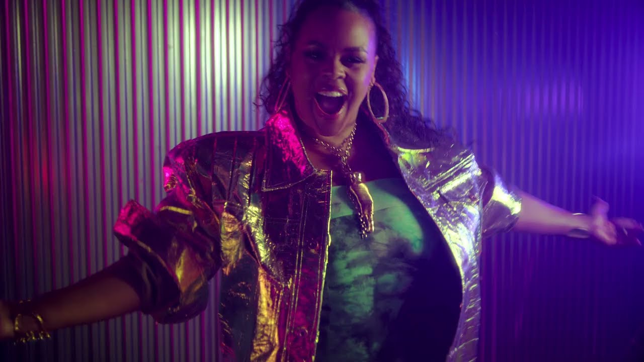 Guarda DANCING ALONE - SUMMER DENNIS su YouTube Guarda DANCING ALONE - SUMMER DENNIS su YouTube