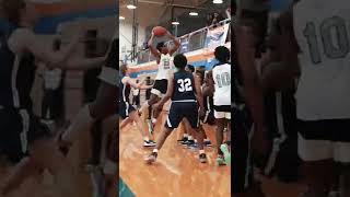 Why was the crowd reaction so weak? 😭