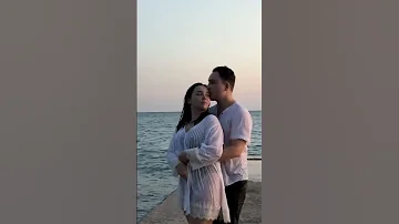 حبك مفرحني فرحة طير بطيرانه 