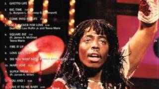13 You And I - Live In Long Beach 81