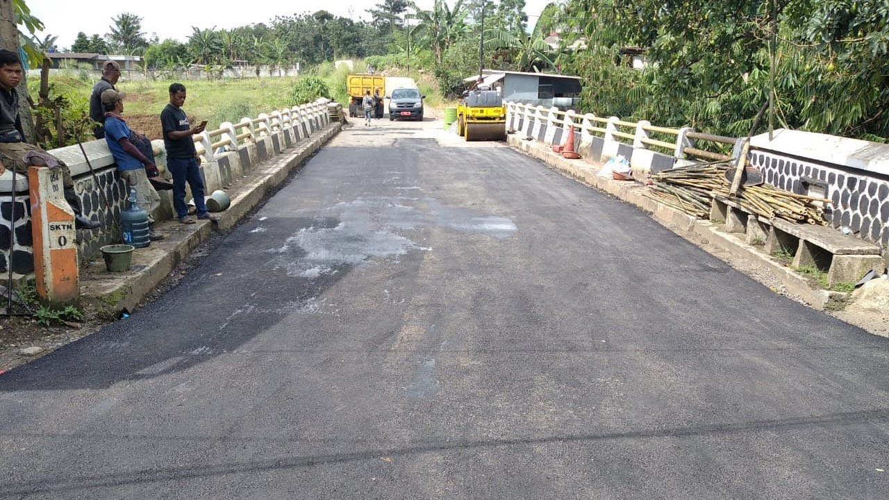 Dinas PUPR Kabupaten Bogor | Pemeliharaan Jalan Sukatani - Nagrak - YouTube