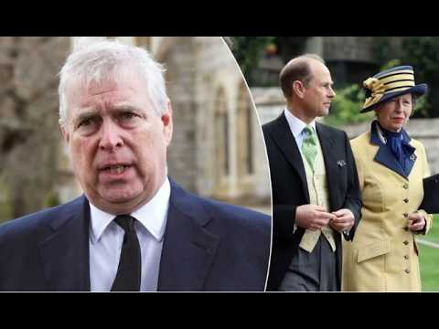 Video Andrew Mountbatten-Windsor riceve una telefonata dai reali dopo un evento pericoloso