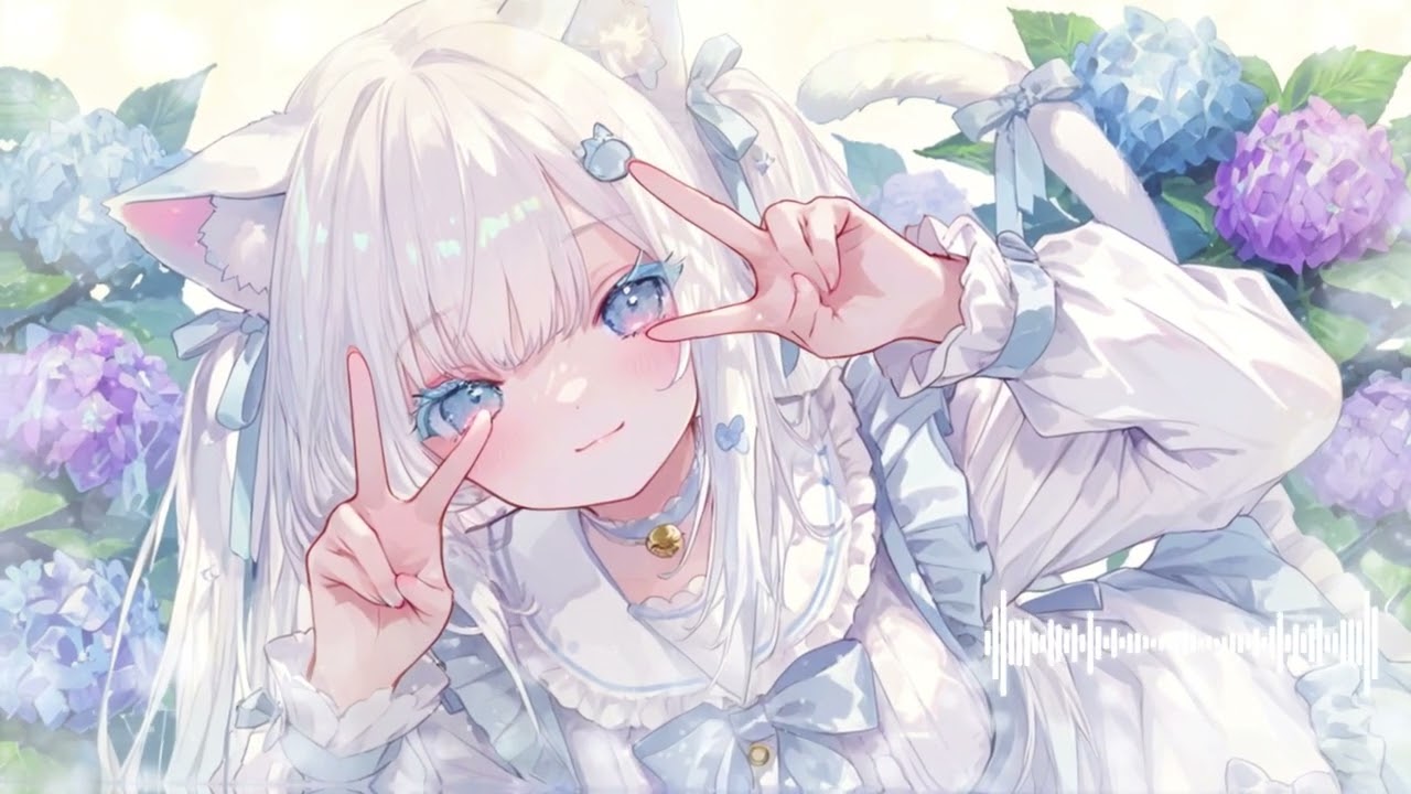 Hydrangea Whisper & the White Cat!