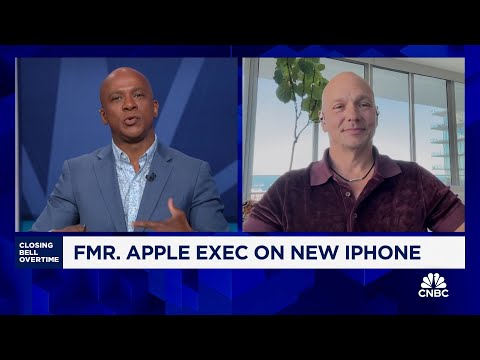 Apple's competition isn't other AI companies, its smart phone makers, says Fmr. Apple executive Episode cover