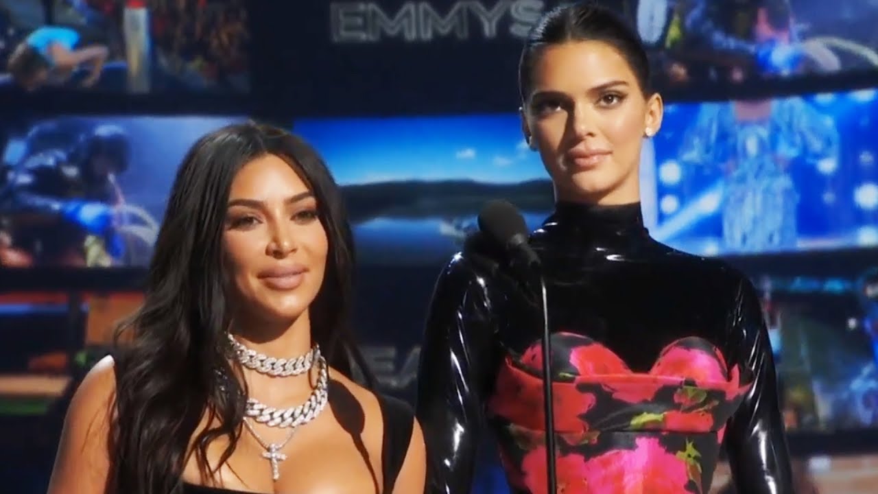 Kim Kardashian Kendall Jenner Laughed At While Presenting At 2019 Emmys