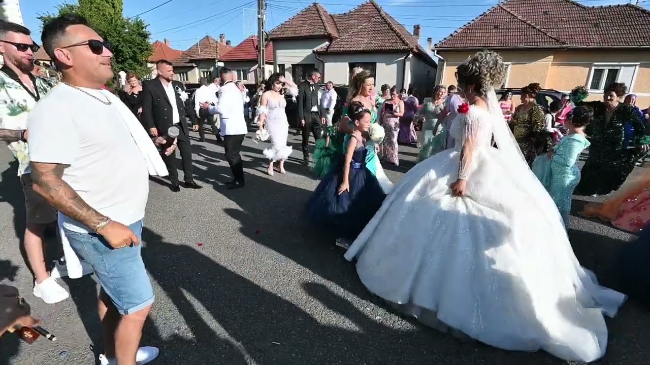 IONUT DE LA CAMPIA TURZI♦JOC IN ULITA♦NUNTA TONI SI MIHAELA♦LIVE