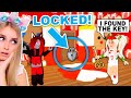 Will We SURVIVE The *NEW* CHRISTMAS ESCAPE ROOM Before Its TOO LATE In Adopt Me? (Roblox)