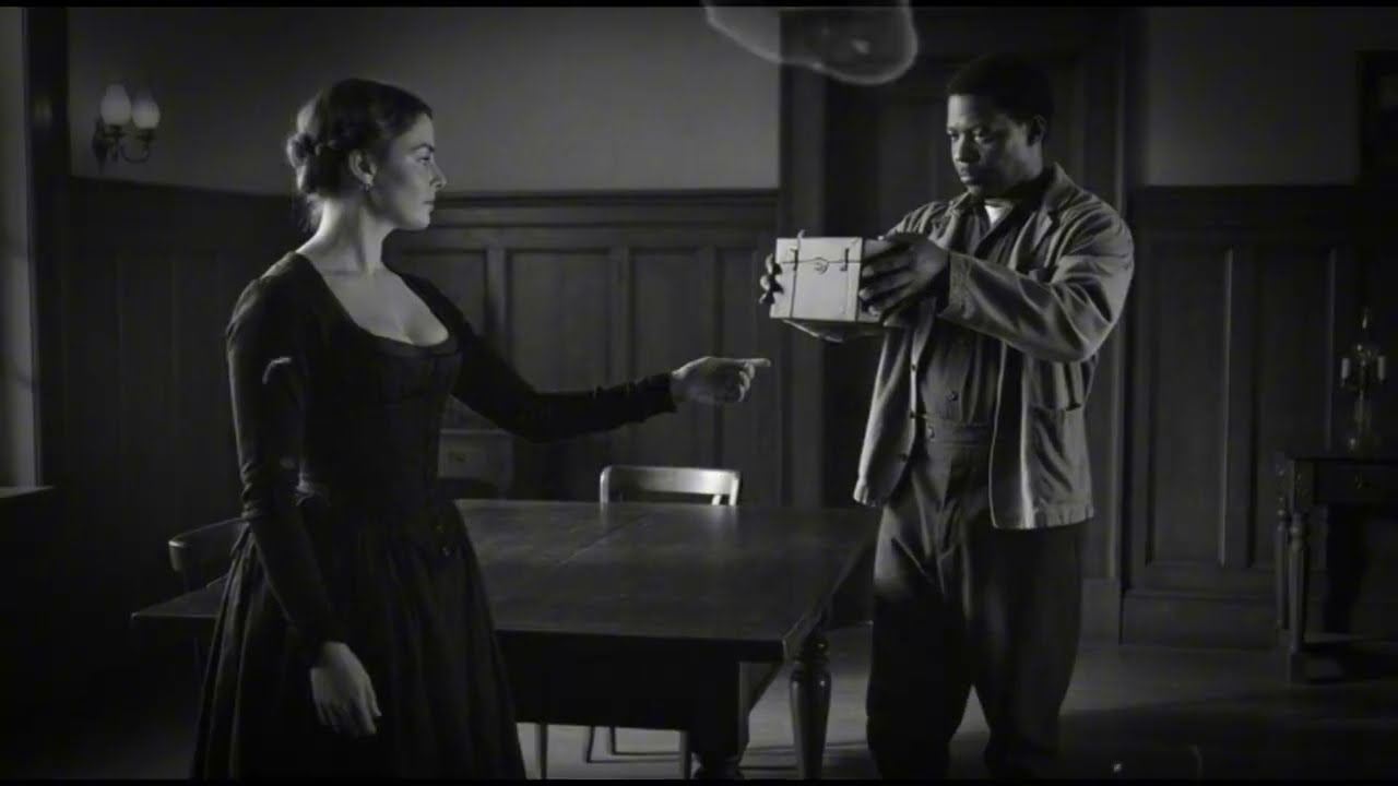 Elle força l'esclave à danser avec elle au bal du Gouverneur : Son mari quitta la salle